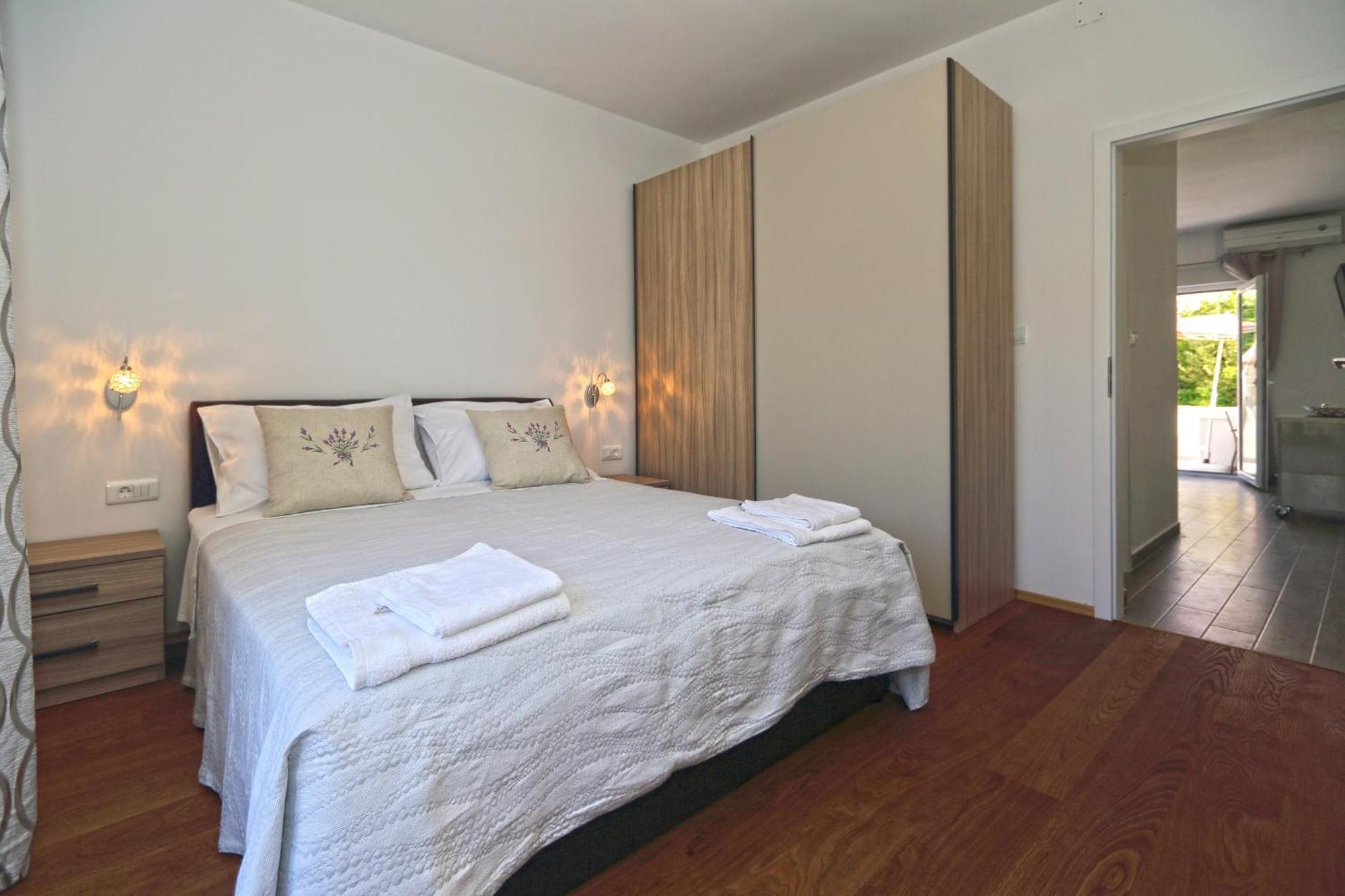 Apartments Grgo هفار المظهر الخارجي الصورة